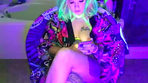 Snapshot of texaspregogrllll chatting on 06-03-26, 02:33 TEXASGIRLLLL online show from 06-03-26, 02:33
