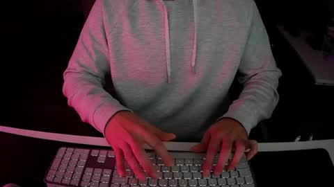 Snapshot of texasstrill chatting on 07-07-26, 01:52 texasstrill online show from 07-07-26, 01:52