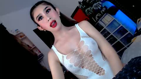 Snapshot of tgirl_adele chatting on 11-16-25, 09:09 Itsme tgirlAdele online show from 11-16-25, 09:09