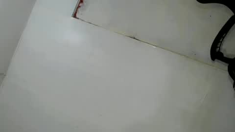 Luna online show from 02-25-25, 05:30