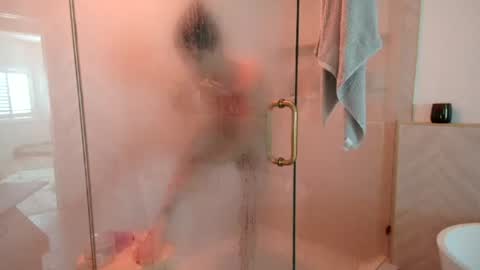 Snapshot of tgirltoesx chatting on 07-18-26, 07:39 babygirlmami online show from 07-18-26, 07:39