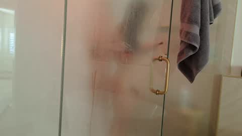 Snapshot of tgirltoesx chatting on 07-19-26, 01:48 babygirlmami online show from 07-19-26, 01:48