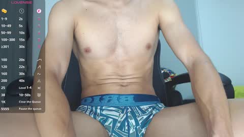 Snapshot of th_russ chatting on 01-29-25, 11:51 INSTAGRAM Th1rss online show from 01-29-25, 11:51