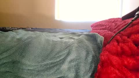 Snapshot of tha_squirter chatting on 11-29-25, 03:37 Free online show from 11-29-25, 03:37
