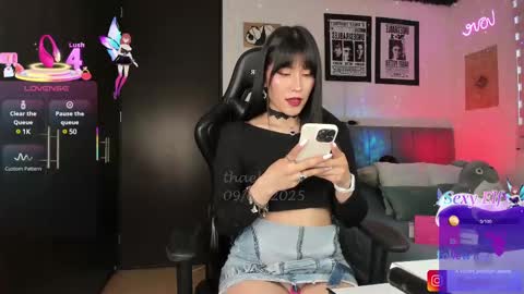 Snapshot of thaeltaylor chatting on 02-16-25, 03:16 Thael online show from 02-16-25, 03:16