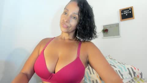 Thalia Gomex online show from 04-09-26, 08:25