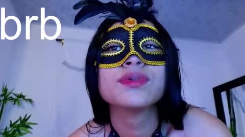 thalia  online show from 12-17-24, 04:53