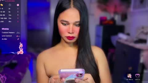 Snapshot of thalia_houston69 chatting on 04-23-26, 04:42 Ms. Thalia online show from 04-23-26, 04:42