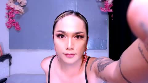 Snapshot of thalia_venture chatting on 05-01-26, 12:10 Thalia online show from 05-01-26, 12:10