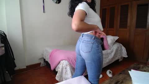    online show from 09-08-25, 06:07