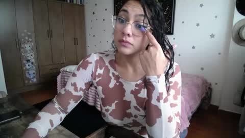    online show from 04-19-26, 08:33