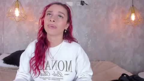 Snapshot of thalira_angels chatting on 07-14-26, 03:07 THALIRA ANGELS online show from 07-14-26, 03:07