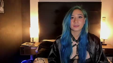 Snapshot of thamyjade chatting on 06-25-26, 11:42 Thamy online show from 06-25-26, 11:42