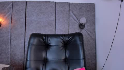 Snapshot of thara_webstter chatting on 07-15-26, 11:48 thara webstter online show from 07-15-26, 11:48