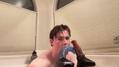 Snapshot of that1guy0_0 chatting on 02-25-26, 01:59 that1guy0_0 online show from 02-25-26, 01:59