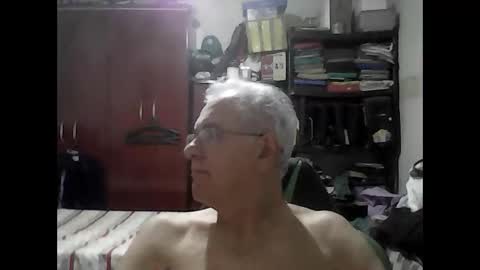Snapshot of thataco chatting on 05-02-26, 01:54 thataco online show from 05-02-26, 01:54