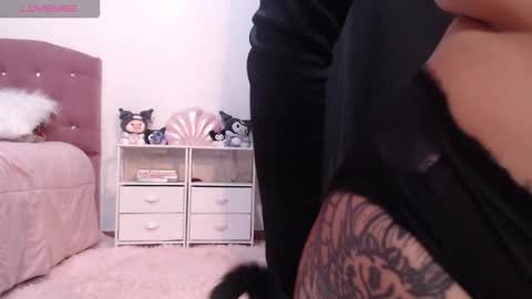   online show from 09-23-25, 08:28