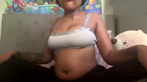 Snapshot of thatgirlkanea chatting on 10-09-25, 07:12 thatgirlkanea online show from 10-09-25, 07:12