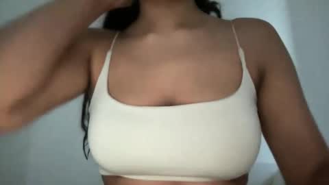 Melanie online show from 10-08-25, 05:10