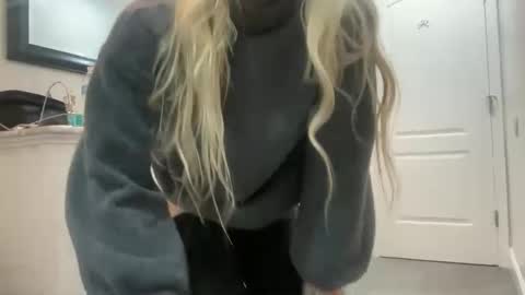 thatoneblondee online show from 01-12-26, 01:00