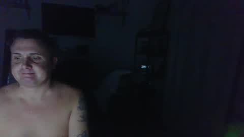 Snapshot of thatoneboyfromb4 chatting on 12-25-24, 10:06 thatoneboyfromb4 online show from 12-25-24, 10:06