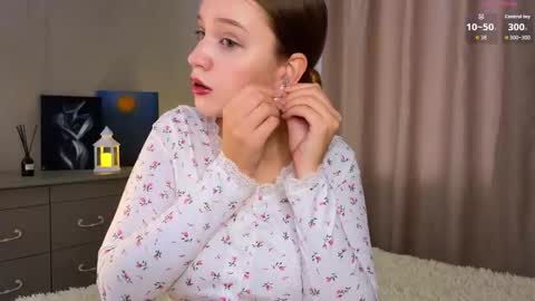 Alice online show from 10-12-25, 09:41