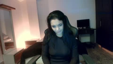 Snapshot of thays_mawakye01 chatting on 05-21-26, 07:21 Paola online show from 05-21-26, 07:21