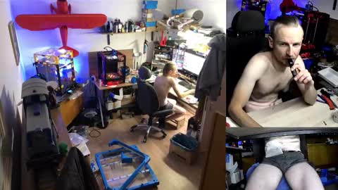 Michal online show from 11-22-25, 06:18