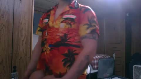 Snapshot of the4stringmotha chatting on 09-15-25, 01:44 BiggerINalaska online show from 09-15-25, 01:44