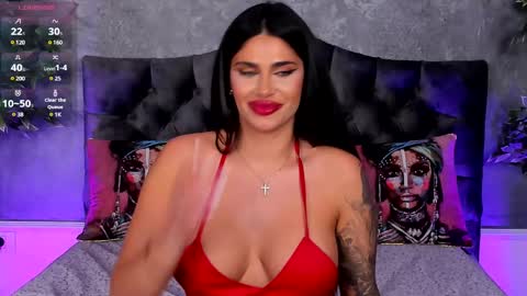 Snapshot of the_arabian_princess chatting on 03-05-25, 10:22 Aisha online show from 03-05-25, 10:22