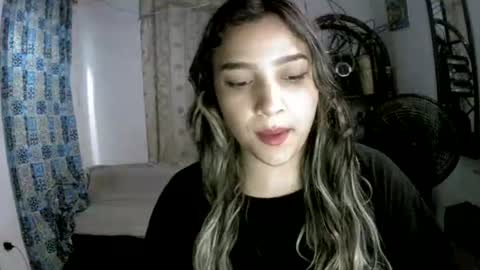 Snapshot of the_crow_18 chatting on 07-30-26, 06:34 liz online show from 07-30-26, 06:34