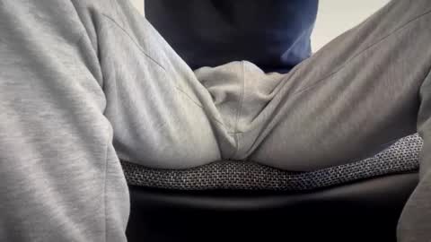 Snapshot of the_delicious_19 chatting on 12-15-24, 10:39 the_delicious_19 online show from 12-15-24, 10:39