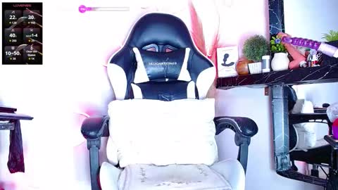 the dog lian online show from 11-27-25, 12:24