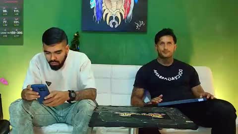 SCOTT  THEO  KAMERON  GENDERSON online show from 11-19-25, 01:16