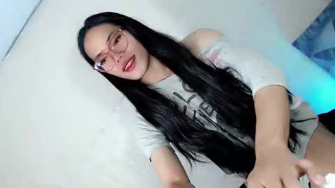 the_horny_bella online show from 03-23-26, 06:28