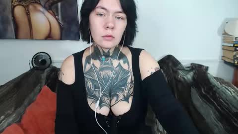 the_ice_woman online show from 09-12-25, 12:55