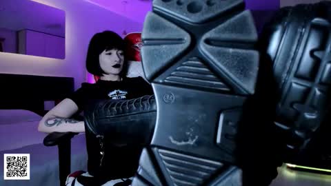 Goddess Misha online show from 10-29-25, 09:16