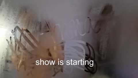 Snapshot of the_pussy_boulevard chatting on 12-14-25, 06:12 Anna online show from 12-14-25, 06:12