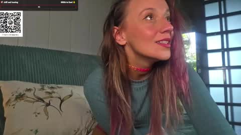 Snapshot of the_pussy_boulevard chatting on 04-10-26, 08:35 Anna online show from 04-10-26, 08:35