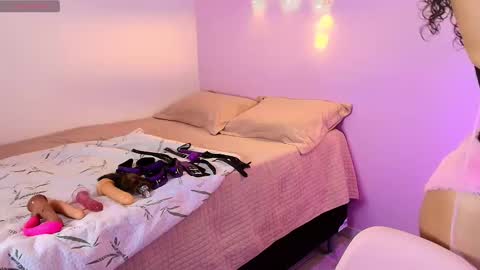 The toxic duo online show from 12-15-25, 01:59