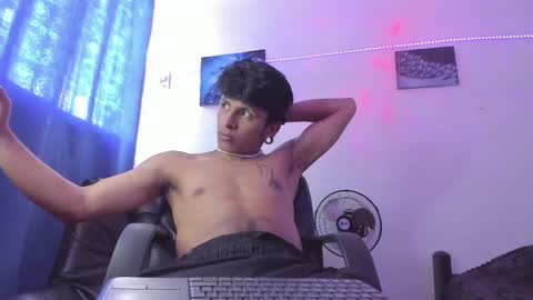 Snapshot of the_weed_guys chatting on 01-06-25, 07:45 Danny online show from 01-06-25, 07:45