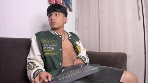 Snapshot of the_weed_guys chatting on 09-09-25, 12:43 Danny online show from 09-09-25, 12:43