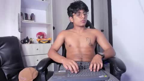 Snapshot of the_weed_guys chatting on 11-09-25, 01:04 Danny online show from 11-09-25, 01:04