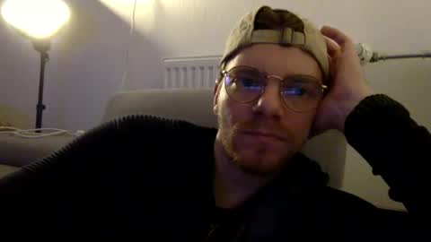 Snapshot of thebatguuy chatting on 12-12-24, 07:26 thebatguuy online show from 12-12-24, 07:26