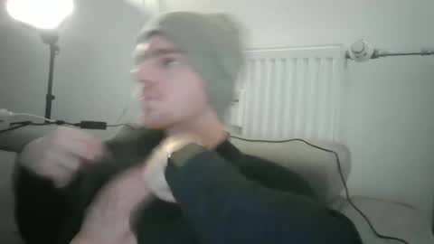 Snapshot of thebatguuy chatting on 12-28-24, 04:30 thebatguuy online show from 12-28-24, 04:30