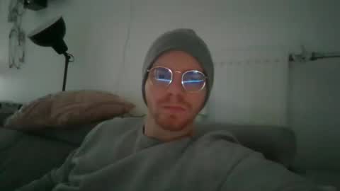 Snapshot of thebatguuy chatting on 01-19-25, 03:21 thebatguuy online show from 01-19-25, 03:21