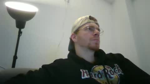 Snapshot of thebatguuy chatting on 02-01-25, 05:16 thebatguuy online show from 02-01-25, 05:16