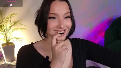 Lucy online show from 10-12-25, 12:15