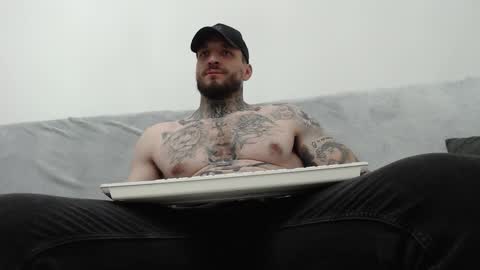 John online show from 11-17-25, 08:47