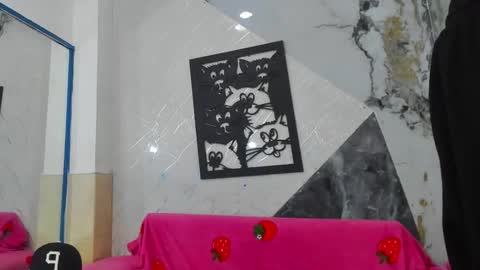 Snapshot of thebigdanni chatting on 03-13-26, 08:59 DEAN AND MARY online show from 03-13-26, 08:59